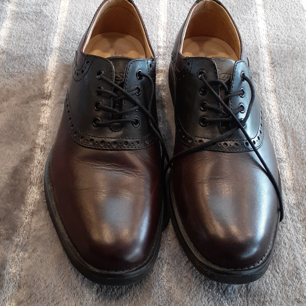 Men's saddle shoes